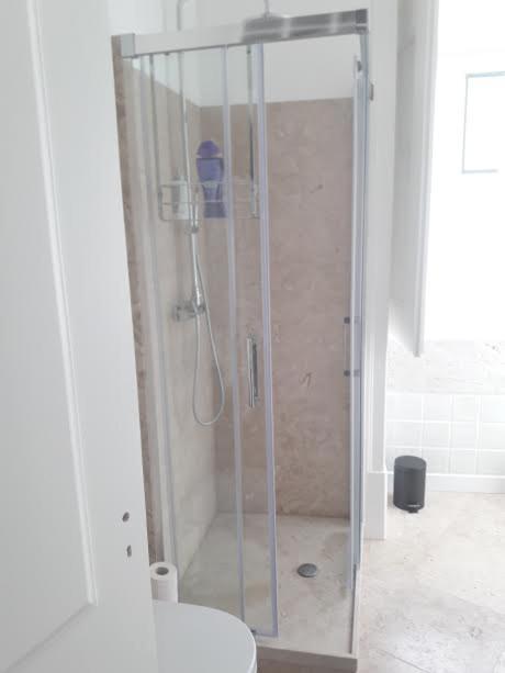 Update Urban Chic Flat In 19Th Century Building 2 Bedrooms & 2 Bathrooms & Ac Central Alfama District Lisboa Extérieur photo