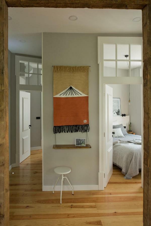 Update Urban Chic Flat In 19Th Century Building 2 Bedrooms & 2 Bathrooms & Ac Central Alfama District Lisboa Extérieur photo